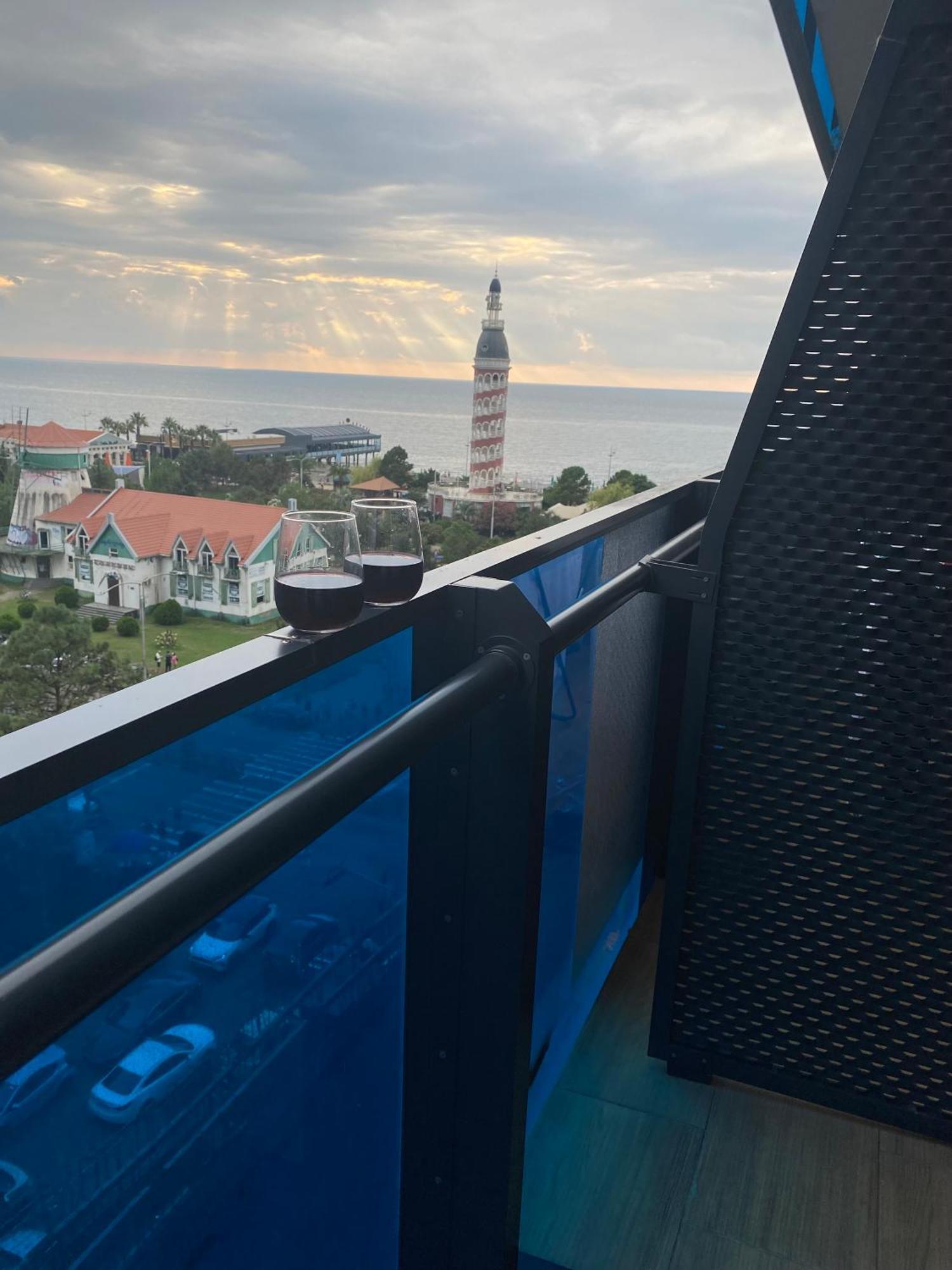 Orbi City Sea View Μπατούμι Εξωτερικό φωτογραφία